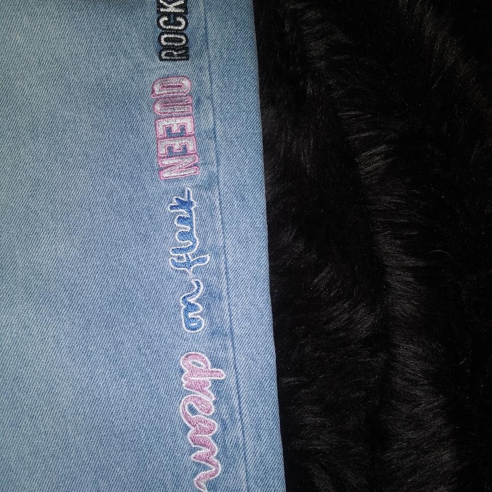 Denim - Picture 9 of 9